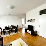 Apartment Family House *