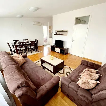 Family House *
